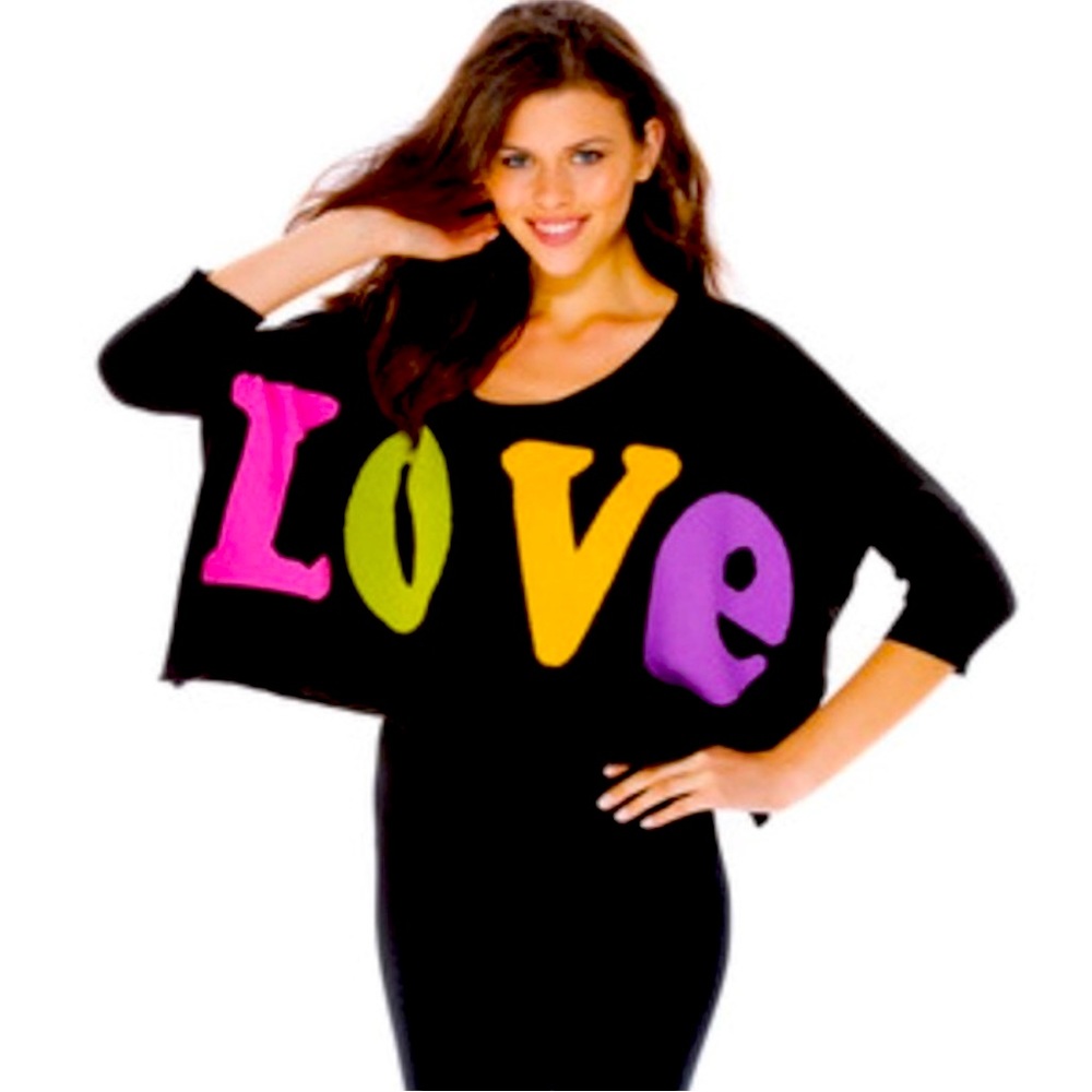 Betsey Johnson LOVE cropped sweater top OSFA